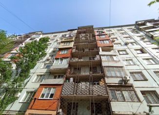 Продажа трехкомнатной квартиры, 64 м2, Махачкала, проспект Имама Шамиля, 18, Советский район