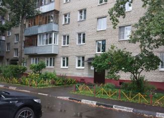 Сдам трехкомнатную квартиру, 62 м2, Московская область