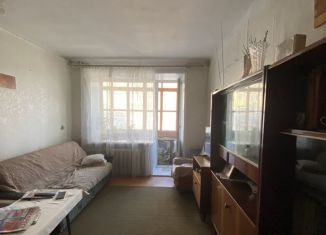 Продается 2-комнатная квартира, 42 м2, Алтайский край, проспект Ленина, 38