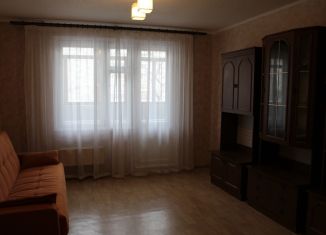 Сдается трехкомнатная квартира, 64.4 м2, Екатеринбург, улица Учителей, 16, метро Динамо