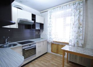 Продаю 2-комнатную квартиру, 41 м2, Новосибирск, улица Семьи Шамшиных, 69А, Центральный район