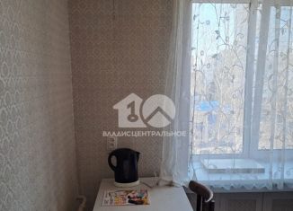 Продаю 1-комнатную квартиру, 29.9 м2, Новосибирск, улица Ватутина, 25