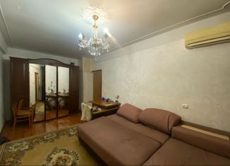 Продажа 3-ком. квартиры, 64 м2, Дагестан, проспект Амет-Хана Султана, 2