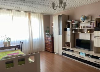 Продаю трехкомнатную квартиру, 64.2 м2, Арзамас, улица 9 Мая, 26