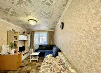 Продажа 1-ком. квартиры, 32 м2, Салават, улица Островского, 48