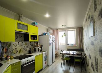 Продаю 2-ком. квартиру, 67 м2, Краснодар, Кореновская улица, 2к1, микрорайон 2-я Площадка