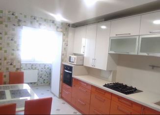2-ком. квартира на продажу, 60 м2, Арзамас, Цветочная улица, 1