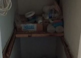 Сдается в аренду двухкомнатная квартира, 53 м2, Обь, улица ЖКО Аэропорта, 5