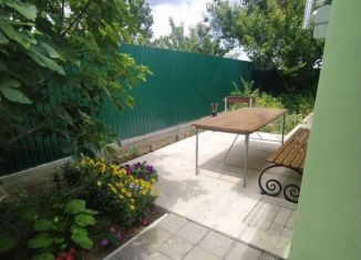 Дом в аренду, 55 м2, Феодосия, Сурожская улица, 15