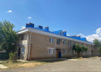 Продажа 2-ком. квартиры, 45 м2, Калмыкия, улица Лущаевых, 109