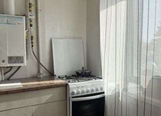 Двухкомнатная квартира на продажу, 39 м2, Бирск, улица Овчинникова, 44