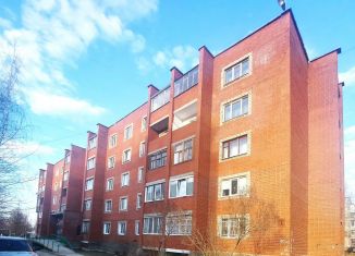 Продажа 1-комнатной квартиры, 36.5 м2, Невьянск, улица Космонавтов, 1