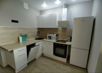 Сдача в аренду 1-ком. квартиры, 35 м2, Краснодар, улица Красных Партизан, 4/15, микрорайон Микрохирургии глаза