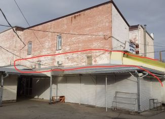 Продажа торговой площади, 73.1 м2, Лабинск, улица Константинова, 4