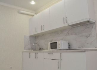 Продаю 1-ком. квартиру, 34.7 м2, Горячий Ключ, Рябиновая улица, 2Вк1