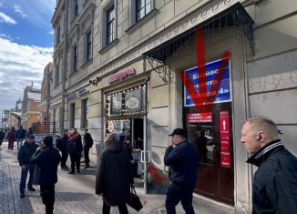 Сдам в аренду торговую площадь, 8 м2, Санкт-Петербург, улица Ефимова, 1/4, Адмиралтейский район