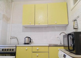 Трехкомнатная квартира в аренду, 57 м2, Москва, 9-я Парковая улица, 16к1, район Восточное Измайлово