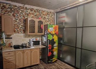 Продажа 3-ком. квартиры, 72 м2, Сыктывкар, улица Мира, 45