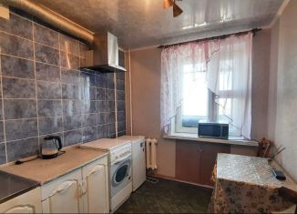 Продаю 2-ком. квартиру, 50 м2, Брянск, проспект Станке Димитрова, 13А