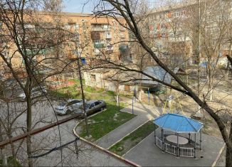 Продам 3-комнатную квартиру, 75 м2, Кизляр, улица Свердлова, 32
