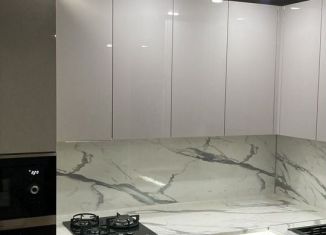 Продается 2-комнатная квартира, 44 м2, Заинск, улица Рафикова, 8