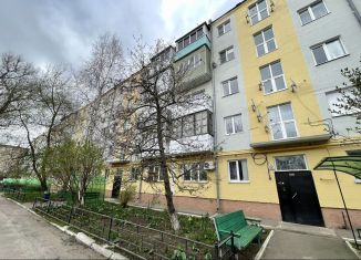 Продам 2-комнатную квартиру, 47.1 м2, Донецк, 16-й квартал, 1