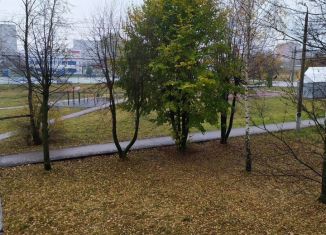 Двухкомнатная квартира на продажу, 47 м2, Новомосковск, Молодёжная улица, 8Б