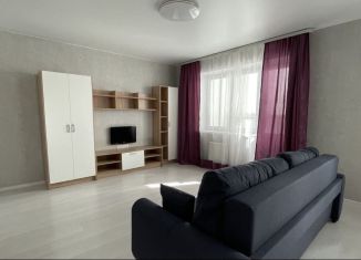 Сдается в аренду квартира студия, 50 м2, Тюмень, улица Мельникайте, 2к6, ЖК Горизонт