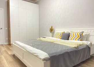 Аренда 2-ком. квартиры, 58 м2, Краснодар, улица имени Сергея Есенина, 110к2, ЖК Парус