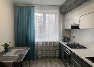 Продаю 4-ком. квартиру, 72 м2, Ставрополь, улица 50 лет ВЛКСМ, 55/1, микрорайон № 34