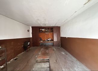 Продается гараж, 30 м2, Армавир, площадь Ленина