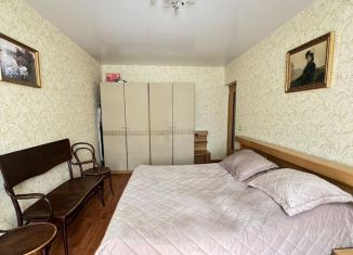 Продам 4-комнатную квартиру, 88 м2, Благовещенск, улица Горького, 150