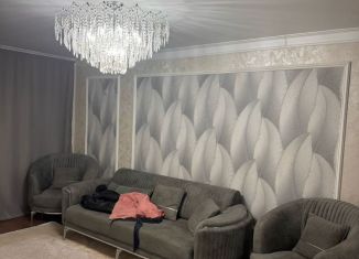 Продажа 3-ком. квартиры, 60 м2, Грозный, улица Дьякова, 9, 3-й микрорайон