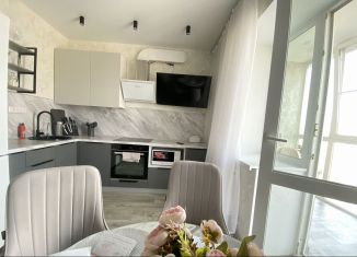 Сдаю в аренду однокомнатную квартиру, 36 м2, Хабаровск, улица 65-летия Победы, 1/16