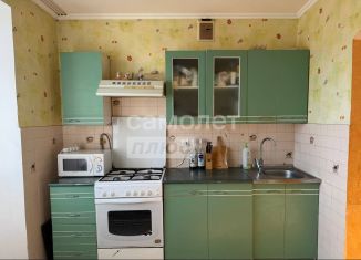 Продаю трехкомнатную квартиру, 63 м2, Горячий Ключ, улица Ленина