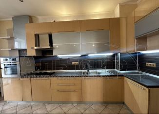 Продам 3-ком. квартиру, 104 м2, Ростов-на-Дону, Халтуринский переулок, 94