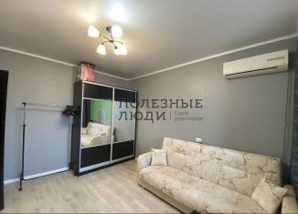 Сдам однокомнатную квартиру, 35 м2, Новороссийск, улица Аршинцева, 50