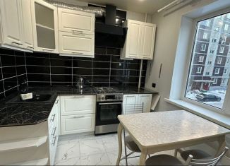 Продаю 1-комнатную квартиру, 40 м2, Выборг, улица Гагарина, 69