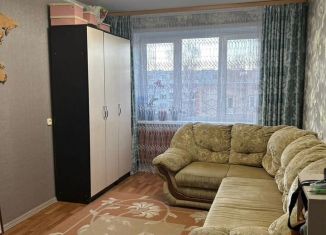 Продам двухкомнатную квартиру, 53.2 м2, Порхов, Красноармейская улица, 15