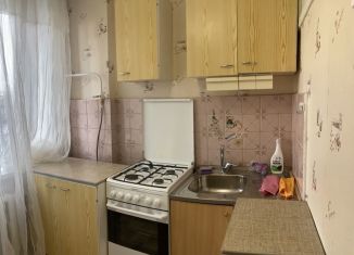 Сдаю 1-ком. квартиру, 34 м2, Москва, улица Панфёрова, 8, Ломоносовский район