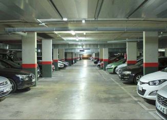 Продам машиноместо, 18 м2, Нижний Новгород, улица Родионова, 165А