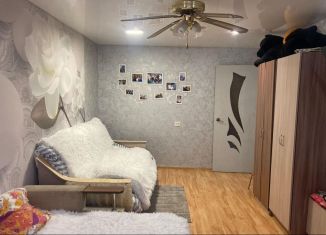 Продается 2-ком. квартира, 53.2 м2, Среднеуральск, улица Бахтеева, 8