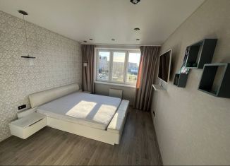 Сдам 1-комнатную квартиру, 36 м2, Калининград, улица Николая Карамзина, 36, ЖК Атлант