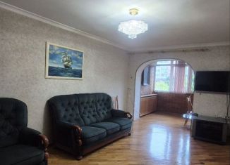 Сдается в аренду 3-ком. квартира, 80 м2, Сочи, Севастопольская улица, 17, микрорайон Завокзальный