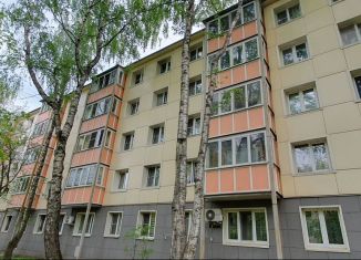 Продается двухкомнатная квартира, 45.3 м2, Чехов, улица Полиграфистов, 12