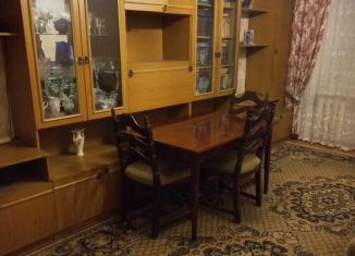 Сдам в аренду 3-комнатную квартиру, 61 м2, Свердловская область, улица Уральских Рабочих, 51