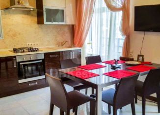 Продажа трехкомнатной квартиры, 94.3 м2, Алушта, Платановая улица, 1