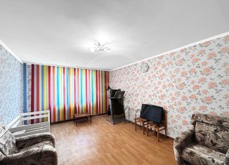 Продаю 2-комнатную квартиру, 62.4 м2, Оренбургская область, улица Чернышевского, 34
