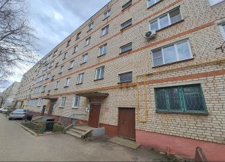 Продажа 3-комнатной квартиры, 63.2 м2, Малоярославец, улица Григория Соколова, 4