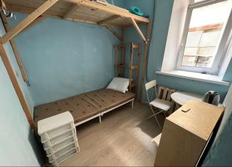 Продажа комнаты, 6 м2, Санкт-Петербург, Малый проспект Петроградской стороны, 1/3, метро Спортивная